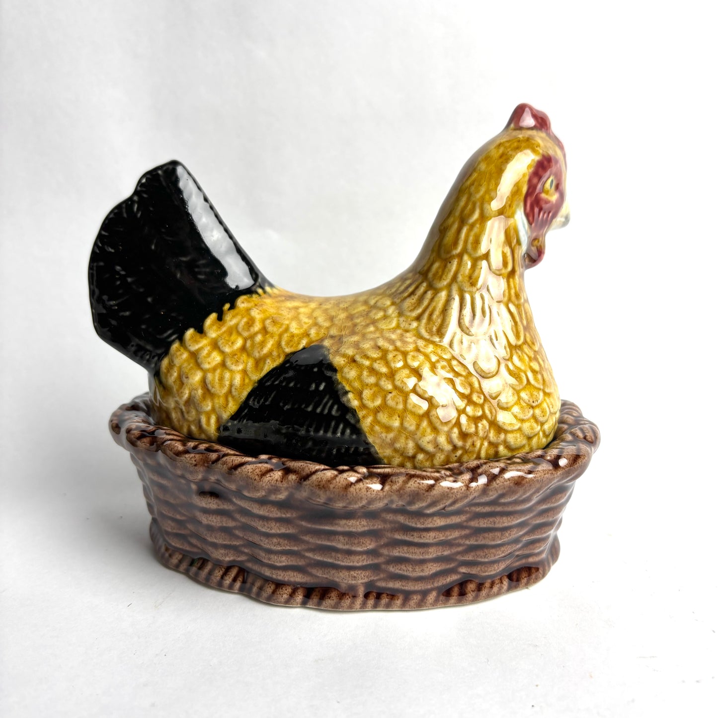 Medium Nesting Chicken Egg Holder