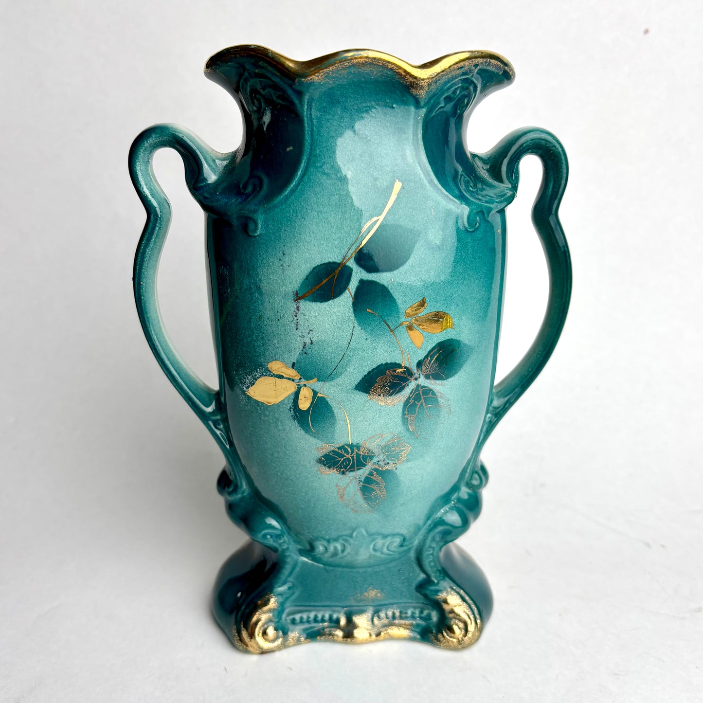 Antique English Mantel Vase with Hand-Painted Roses – 19.5cm