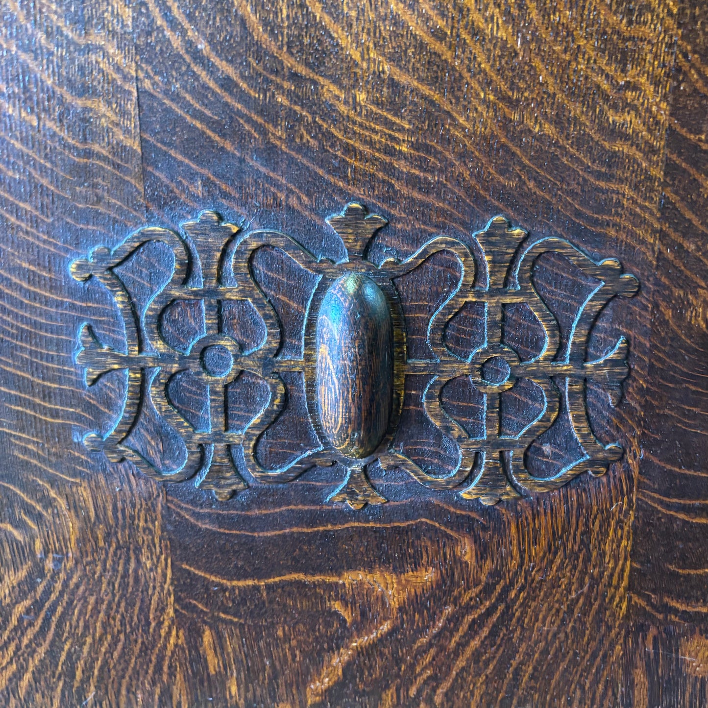 Edwardian Tiger Oak Sideboard with Original Hardware c.1915