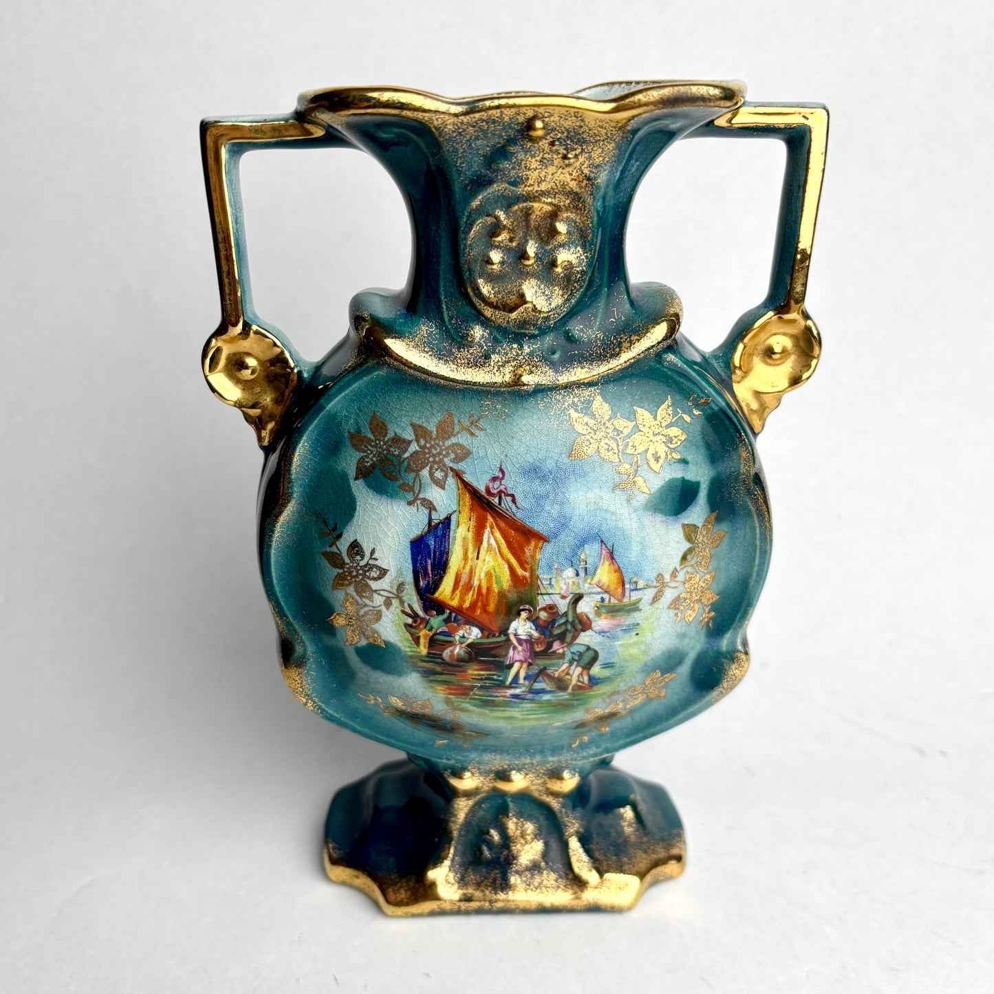 Antique English Mantel Vase with Hand-Painted Roses – 19cm
