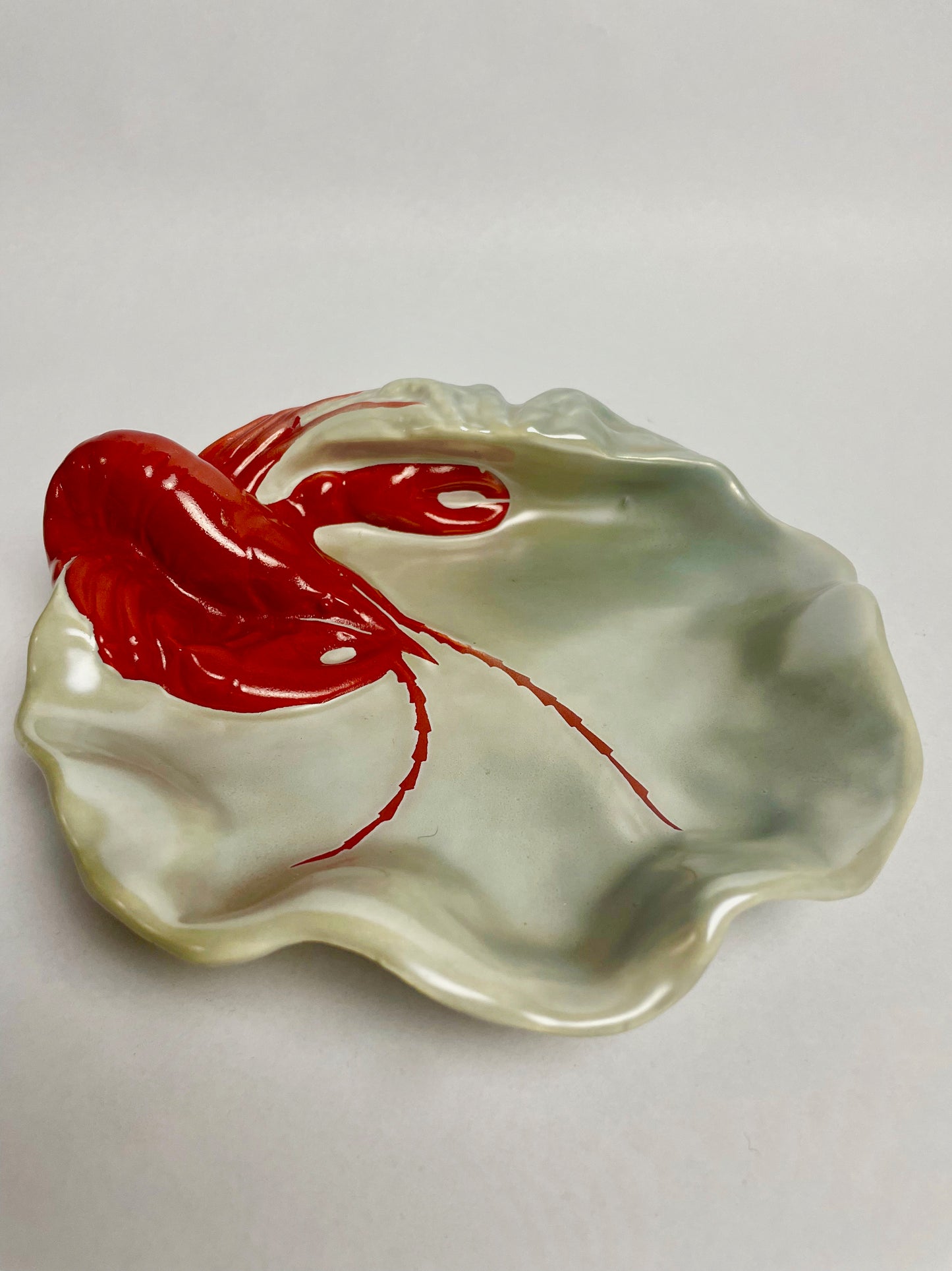 Wembley Ware marron lustre dish