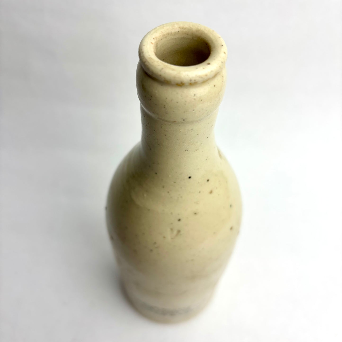 Antique Ginger Beer Bottle – Weaver & Lock, South Perth (Cream Glaze Variant)
