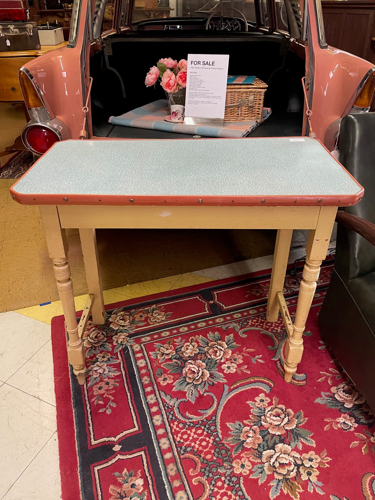Retro laminex and pine farm table