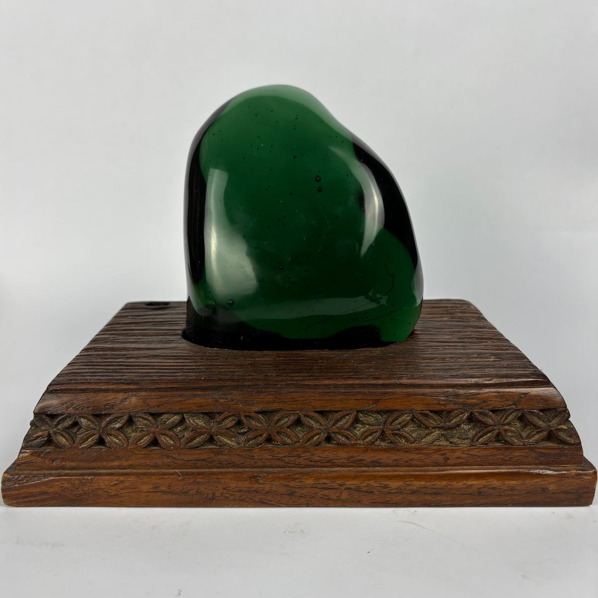 Heavy Freeform Emerald Green Studio Art Glass Sculpture 1.93kg