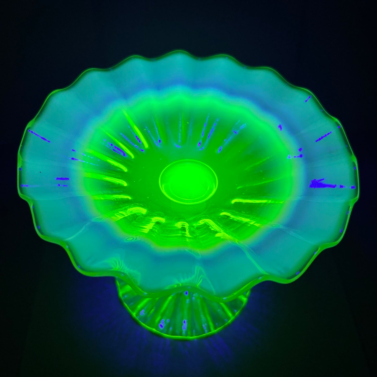 Victorian Vaseline Citrine Green Uranium Glass Bon Bon dish
