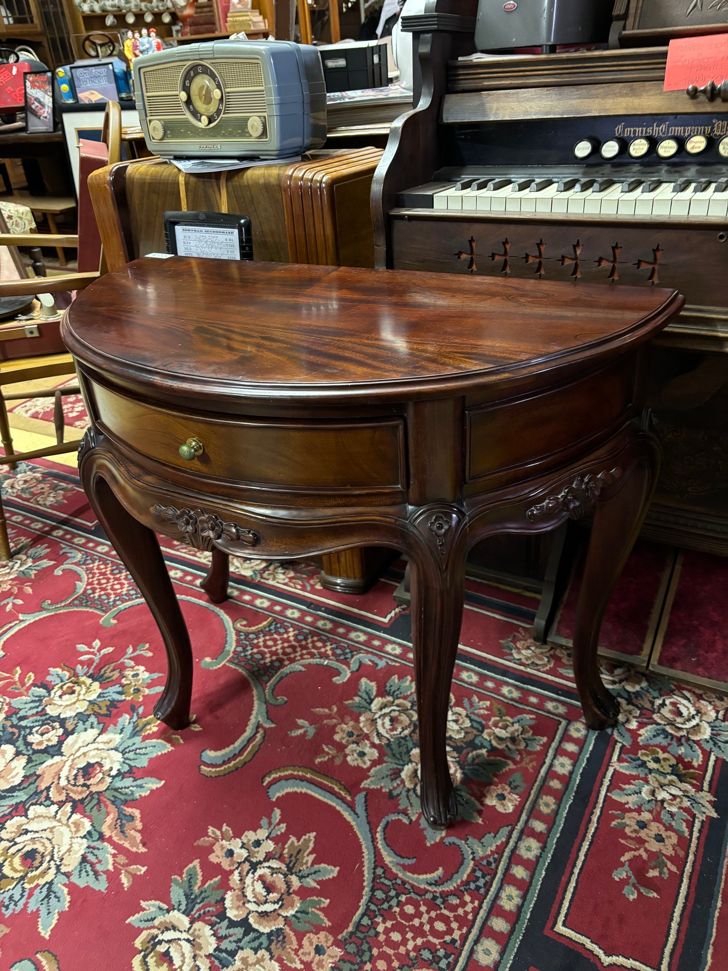 Repro Hallway bow front table