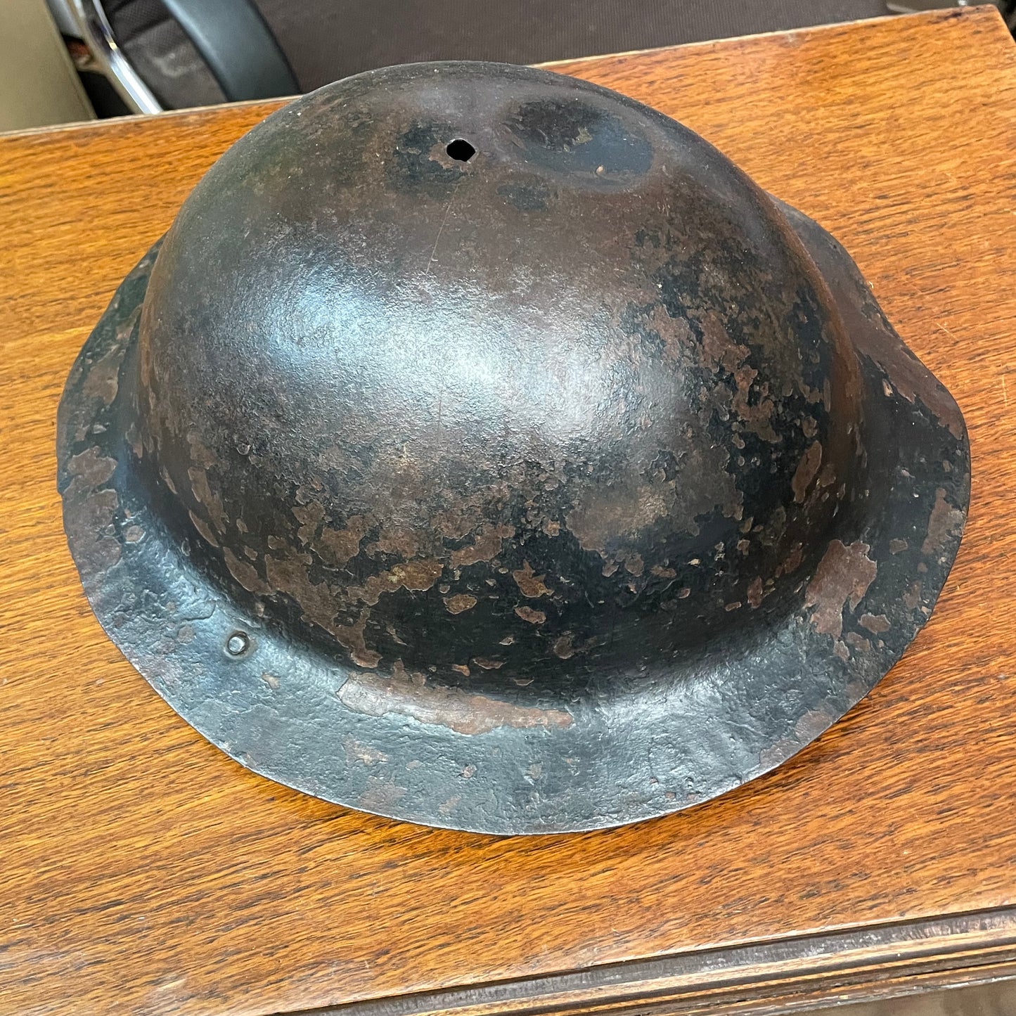 Original Military Steel Helmet – WWI/WWII Era (Brodie Style)