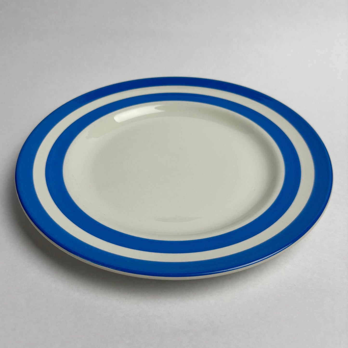 TG Green Electric Blue Cornishware Breakfast Plate