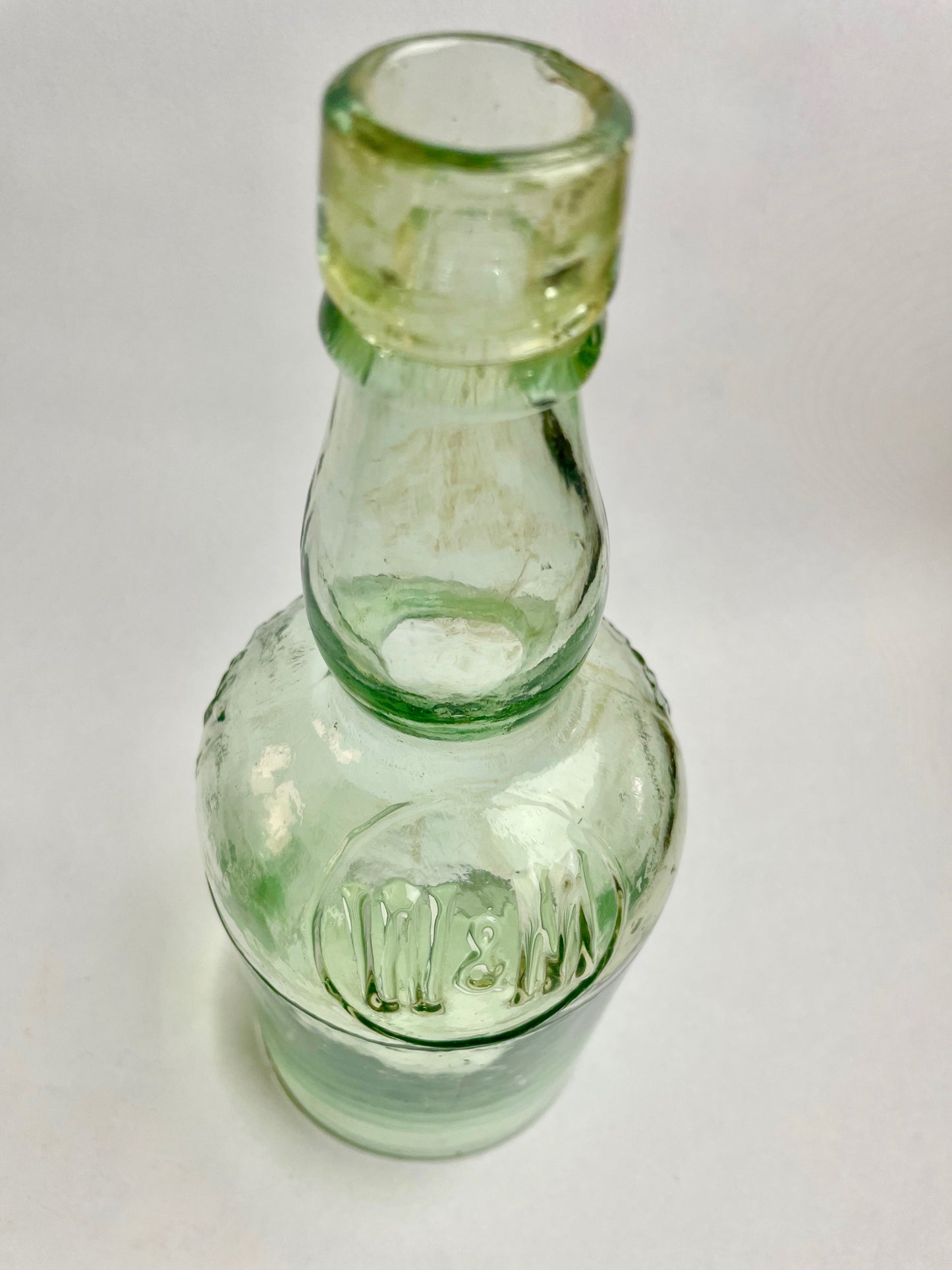 Whyte & Mackay Glasgow Embossed Whiskey Bottle