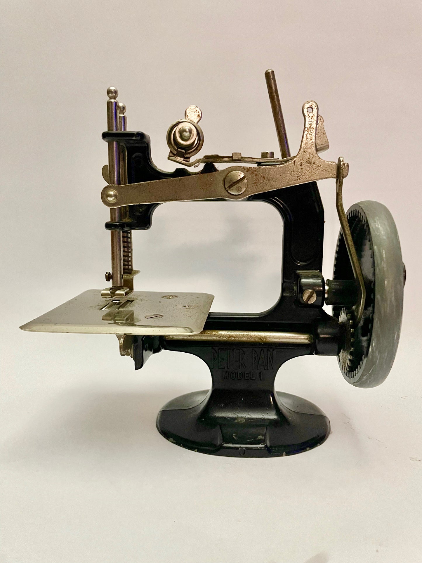 Vintage Peter Pan Sewing Machine Model 1