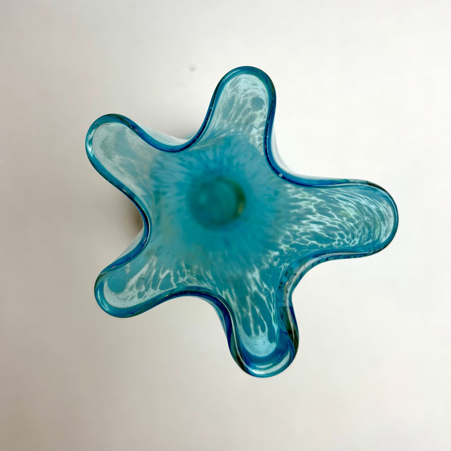 Blue & White Art Glass Vase with Ruffled Rim – Hand Blown