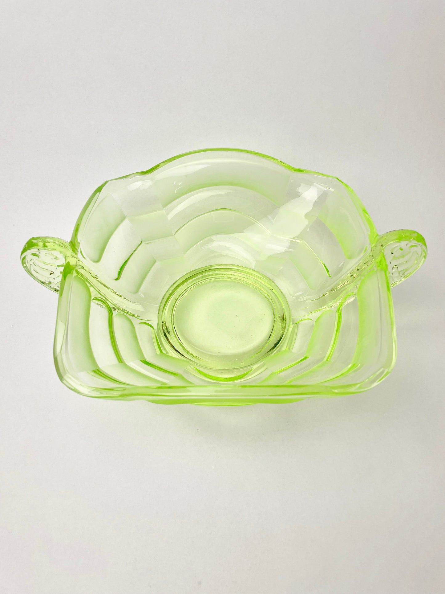Sowerby Green Uranium Handled Salad Bowl 2572