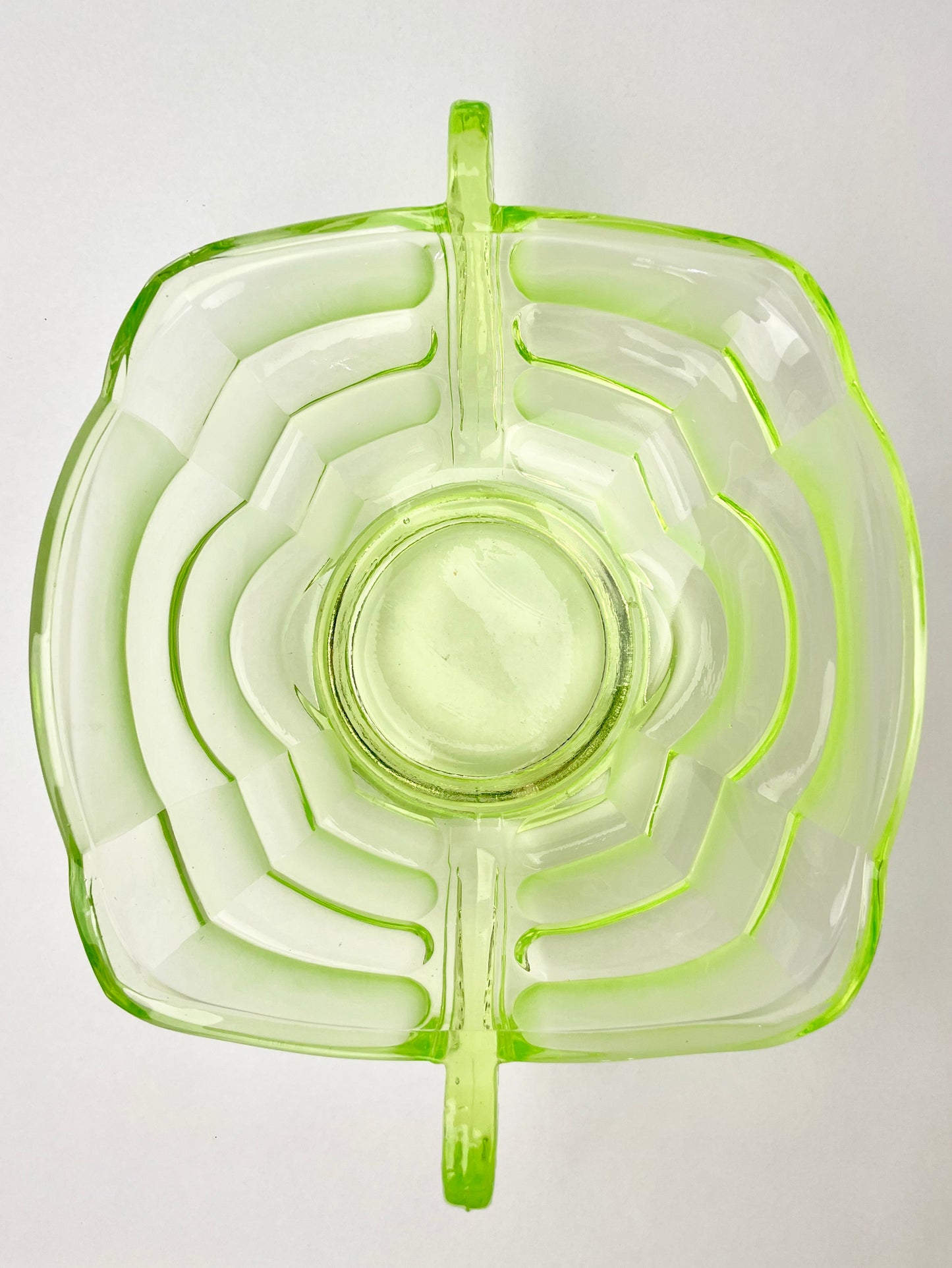 Sowerby Green Uranium Handled Salad Bowl 2572