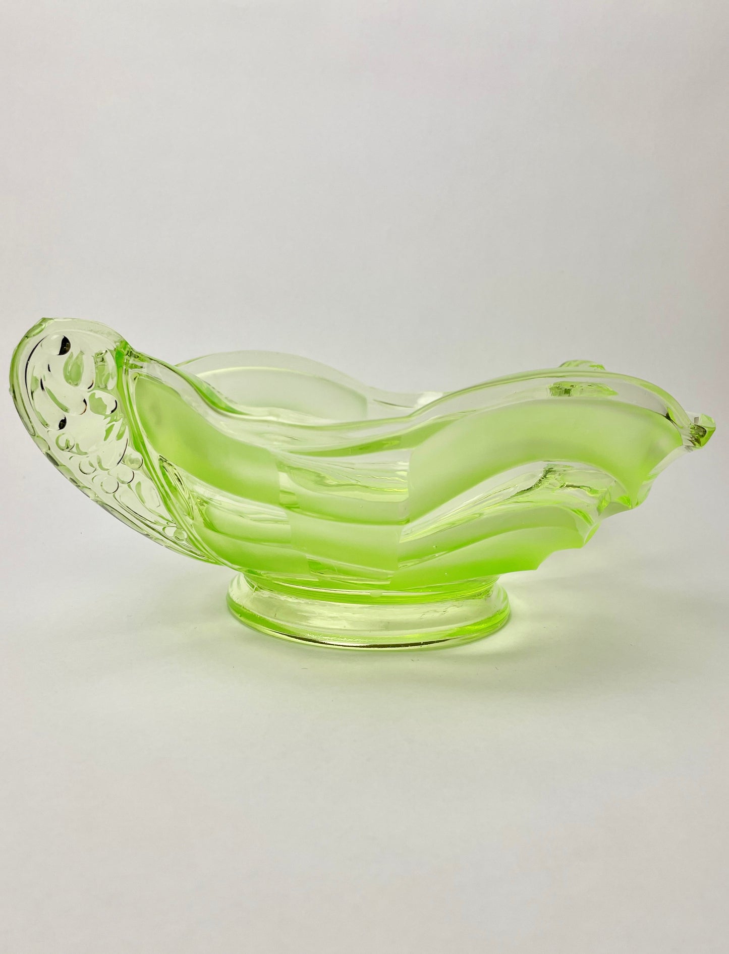 Sowerby Green Uranium Handled Salad Bowl 2572