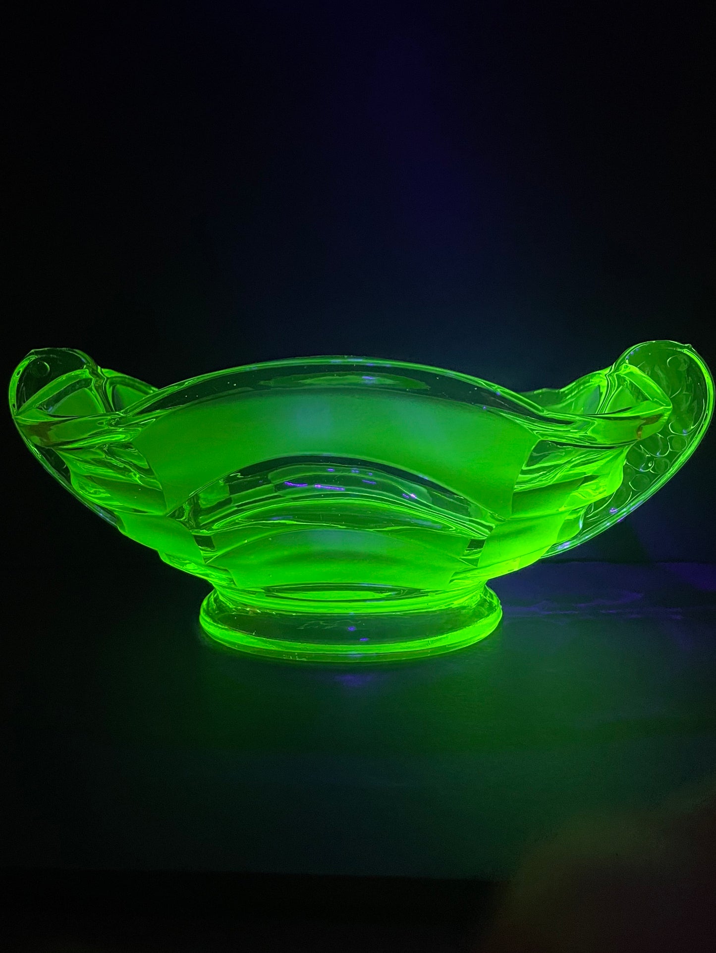 Sowerby Green Uranium Handled Salad Bowl 2572