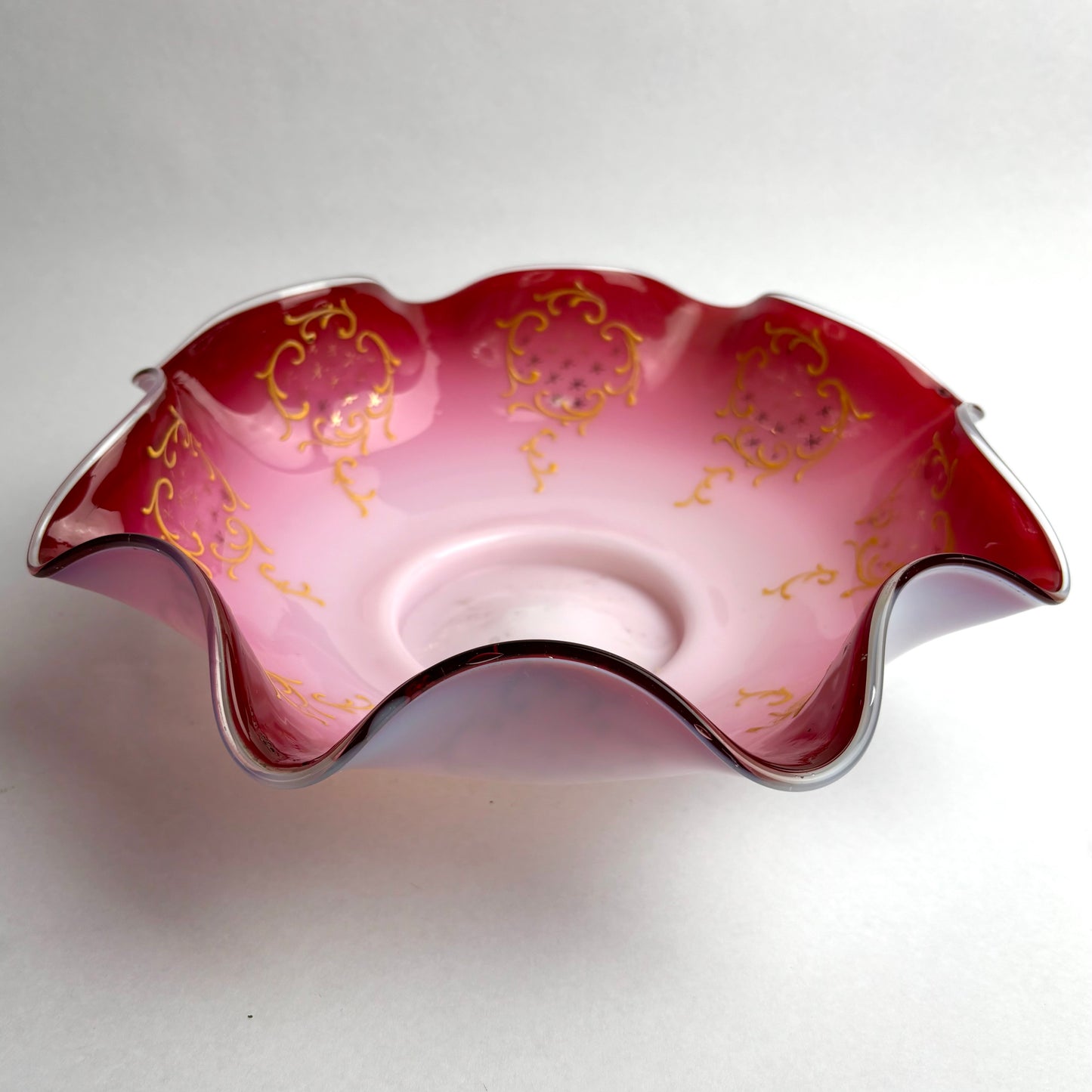 Large Ruffled Victorian Art Glass Bowl