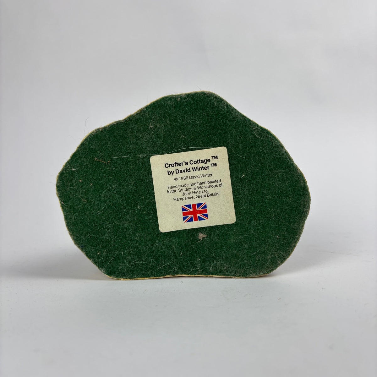 David Winter Crofter's Cottage underside maker label