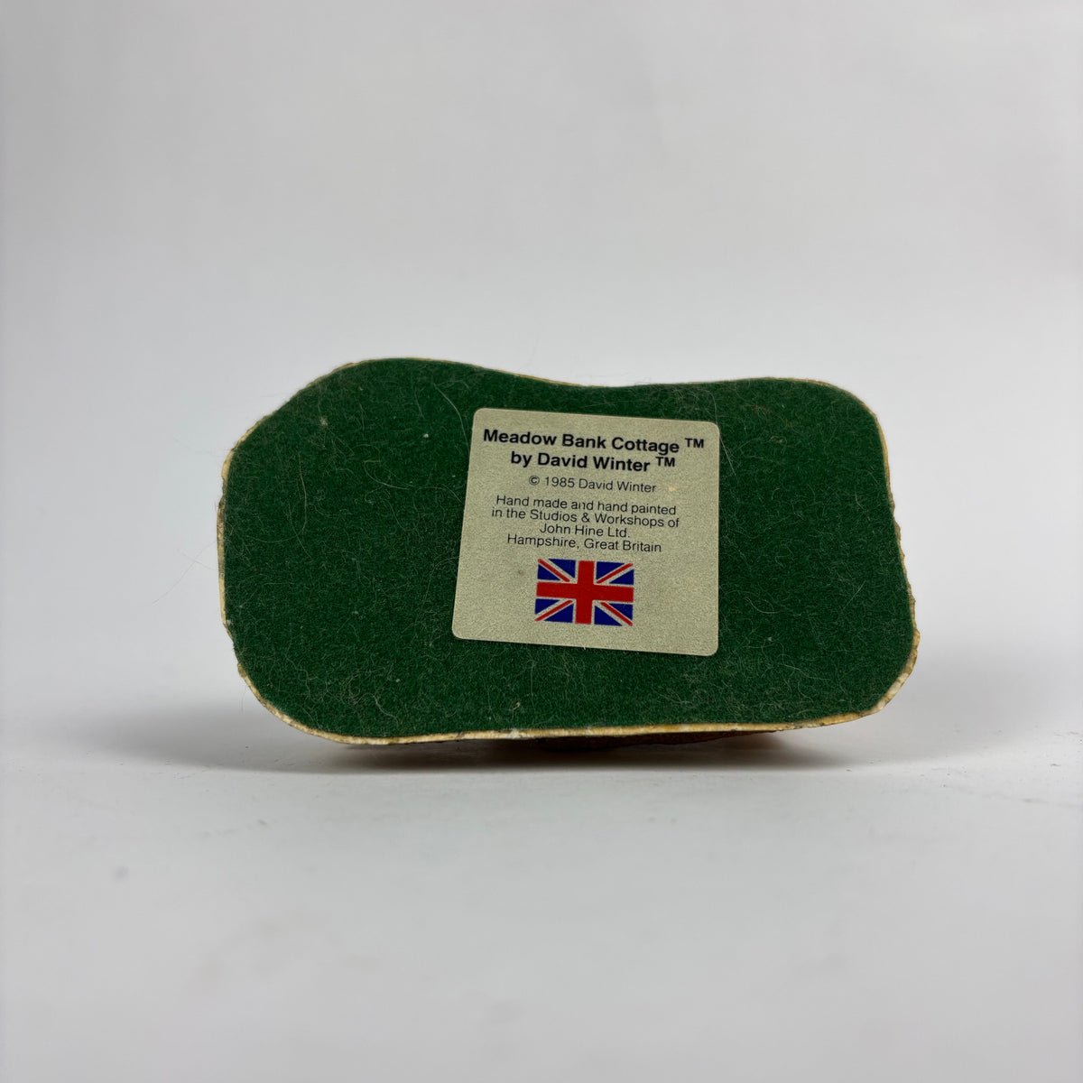 David Winter Meadow Bank Cottage underside maker label