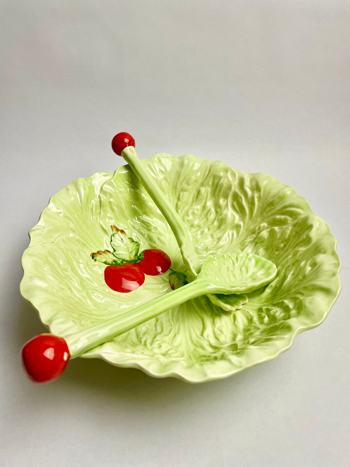 Carlton Ware Tomato & Lettuce Leaf Salad Bowl with Servers