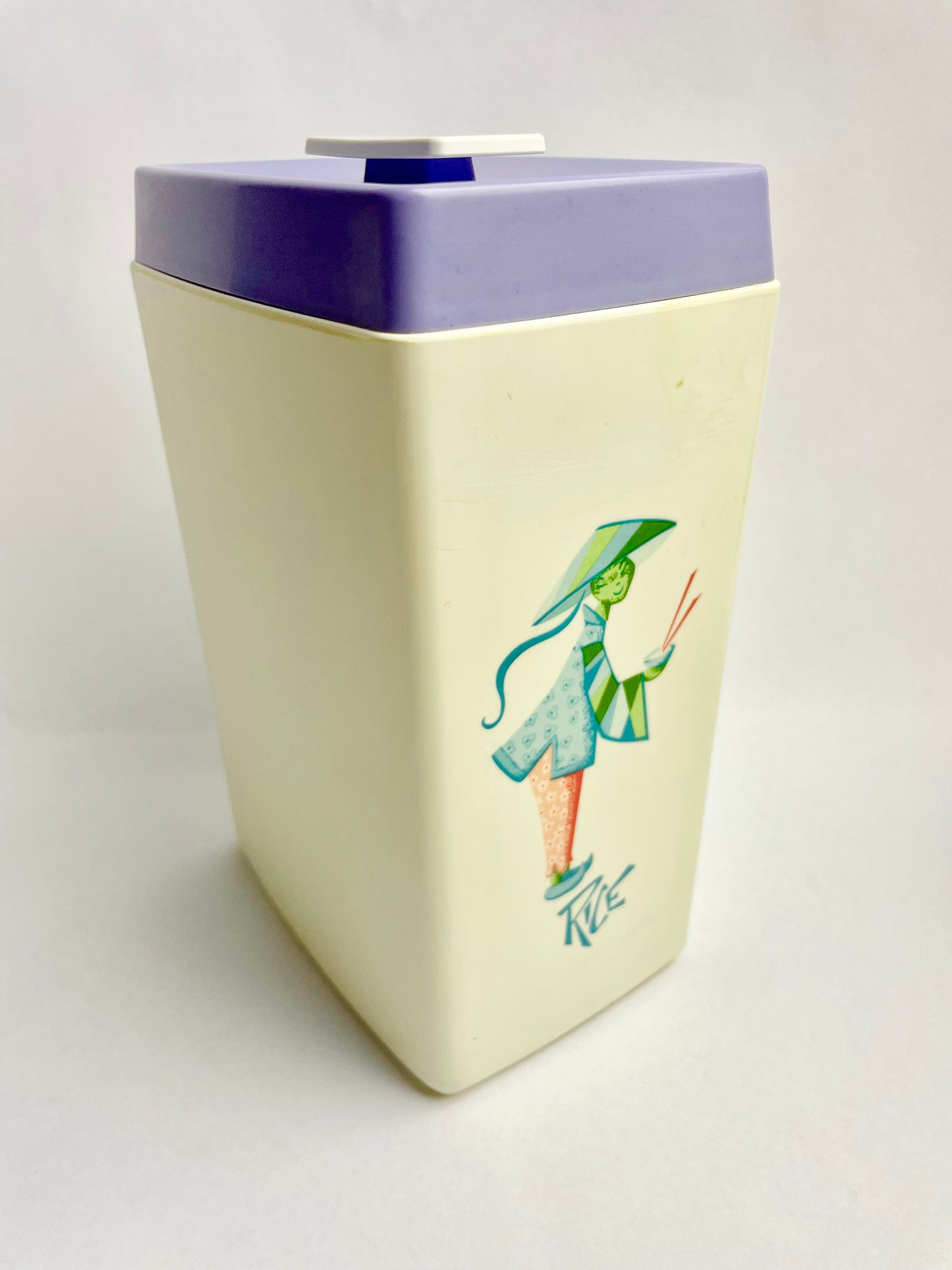 Retro kitchen canister set (Tallest 26cm, some typical wear)