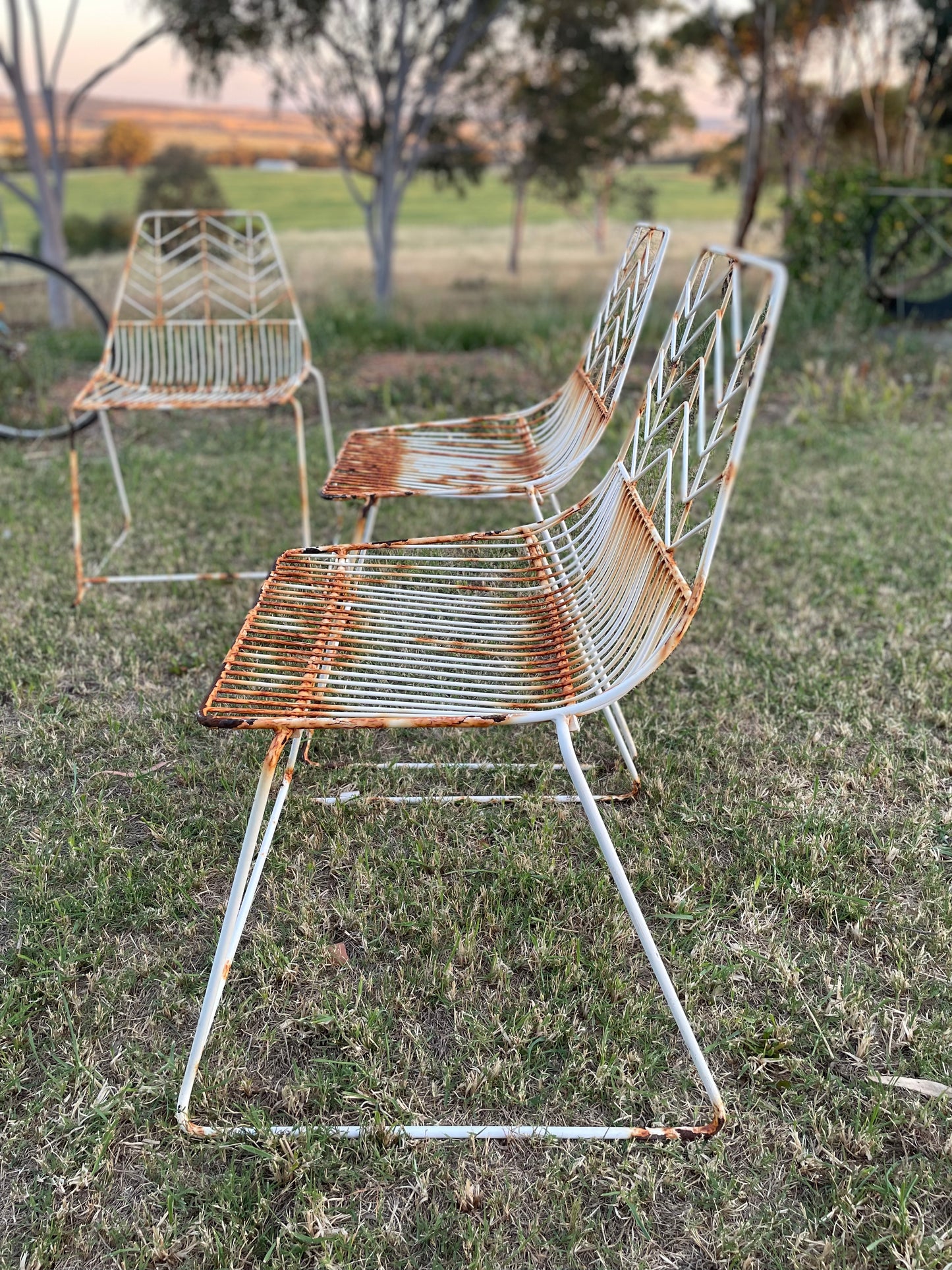 MCM outdoor wire seating
