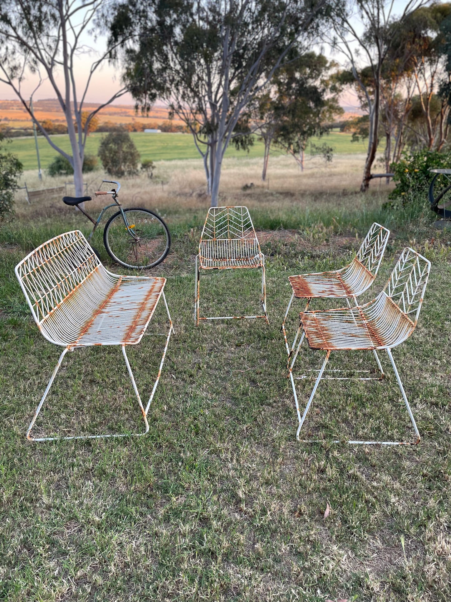 MCM outdoor wire seating