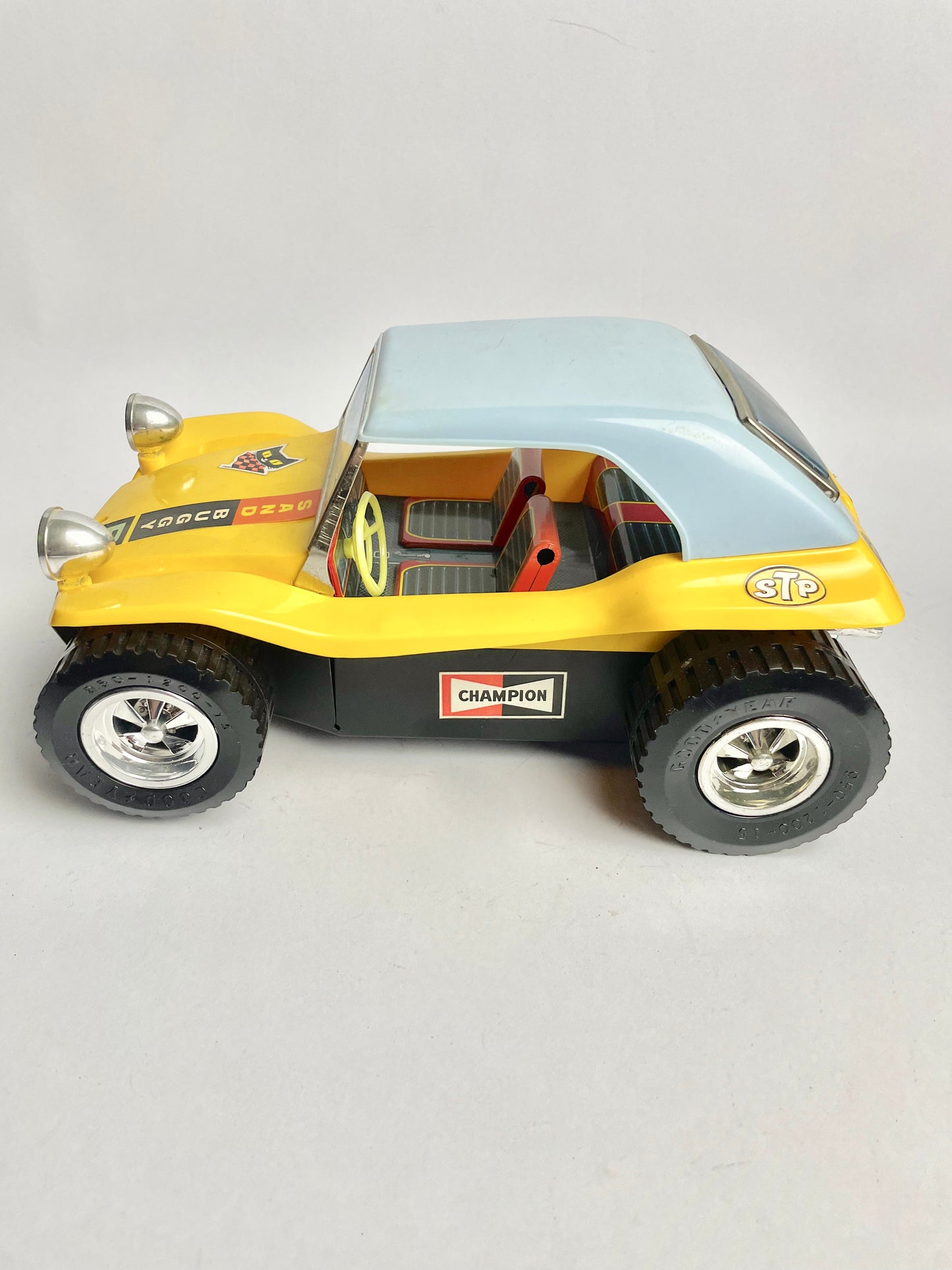 Vintage Taiyo P-562 Sand Buggy Battery Operated