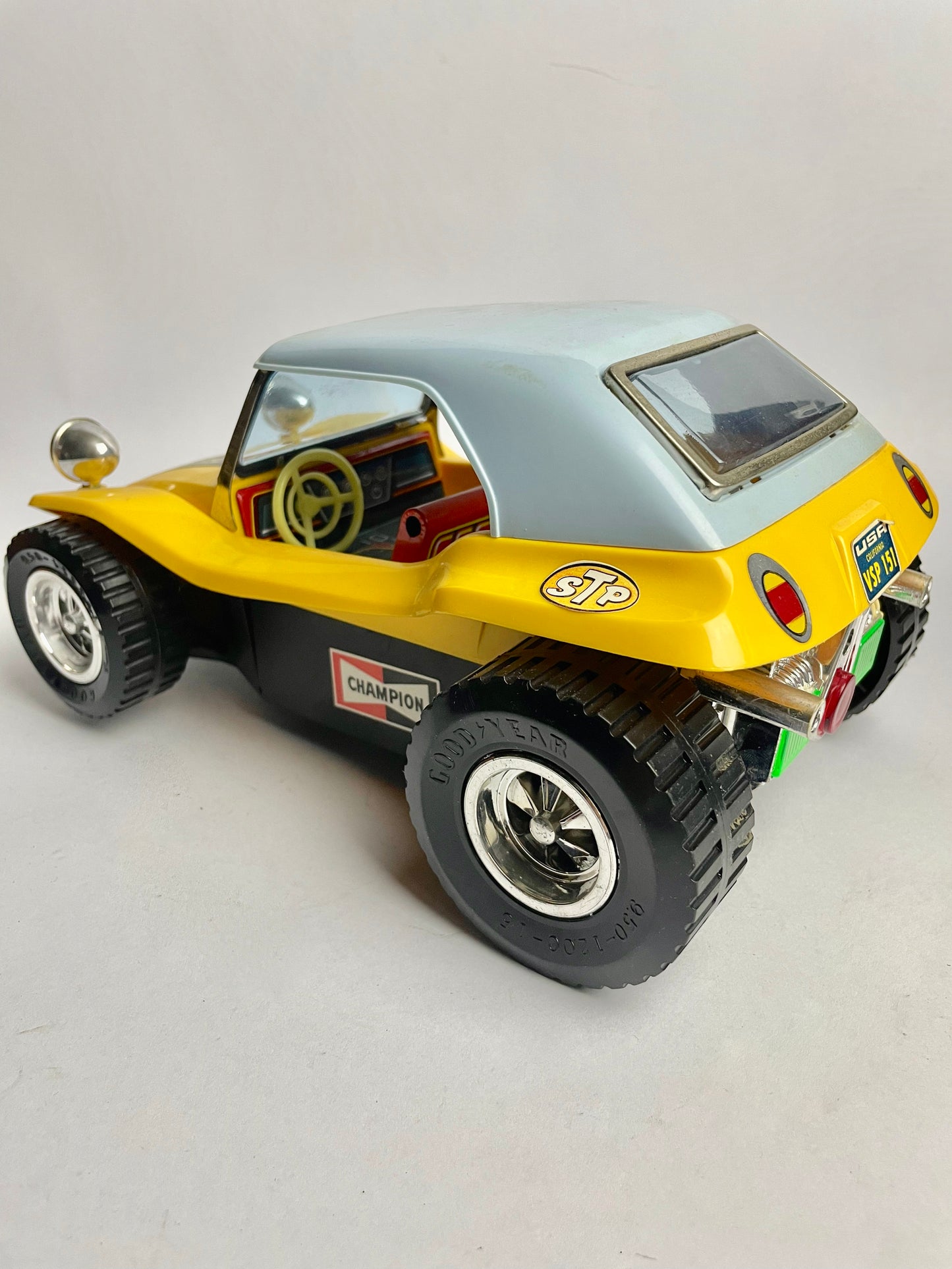 Vintage Taiyo P-562 Sand Buggy Battery Operated
