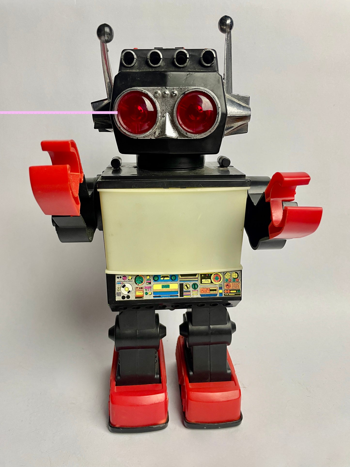 Saturn TV Robot manufactured in Hong Kong, 1984