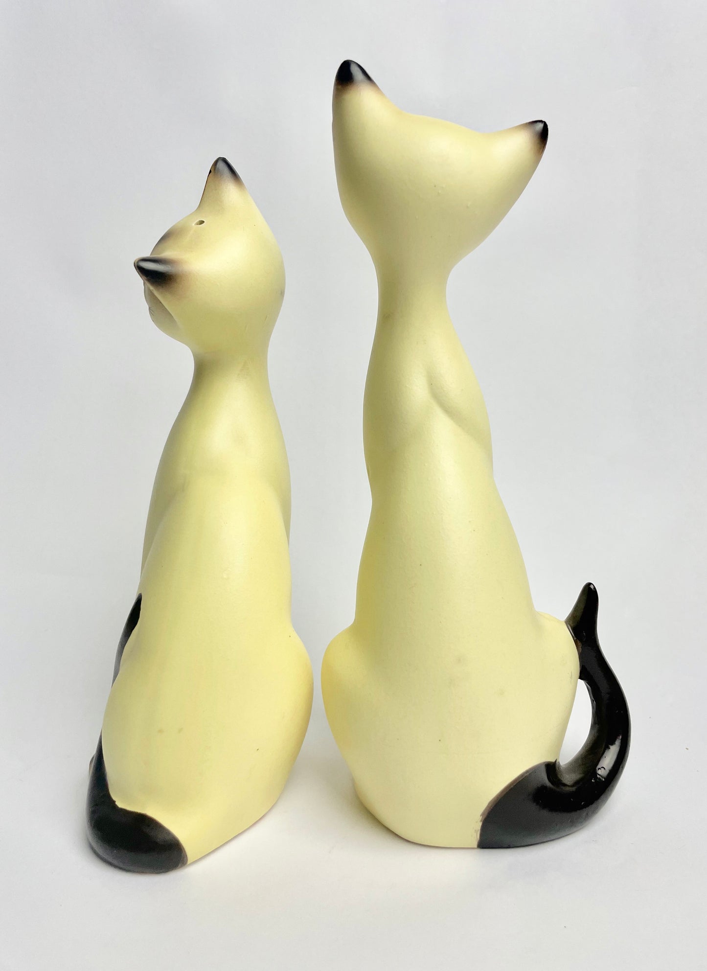Siamese Cat Salt & Pepper Shakers