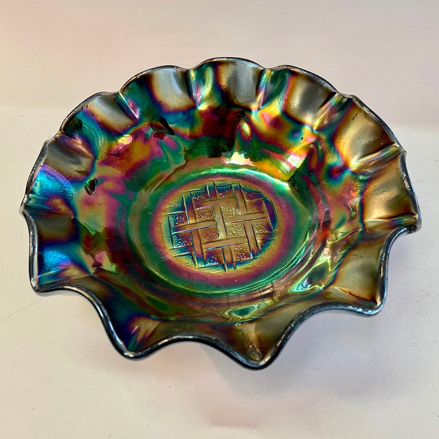 Crown Crystal Glass Amethyst Bowl 17cm