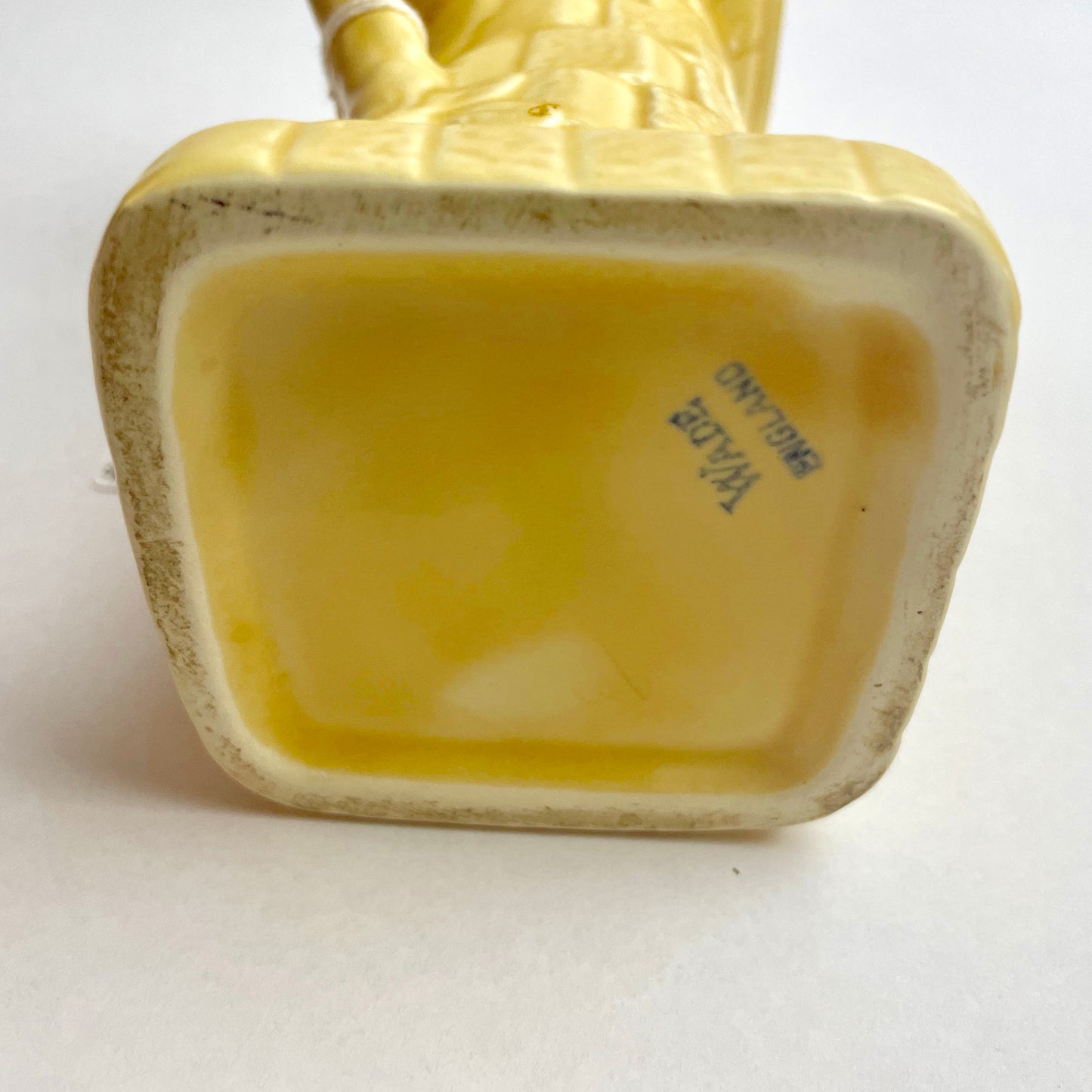 Vintage Wade Budgie on Well