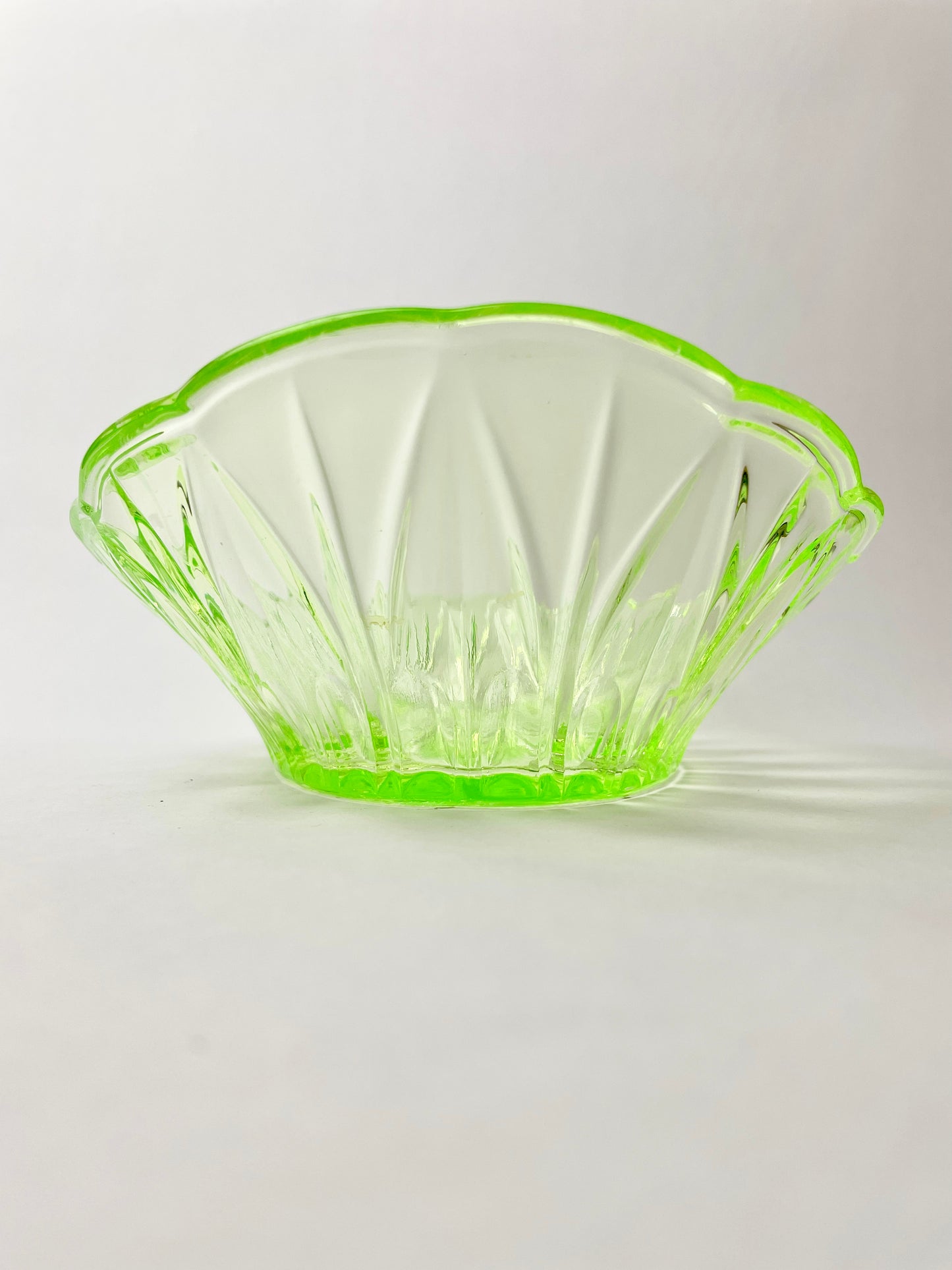 Uranium Glass Dish 27cm