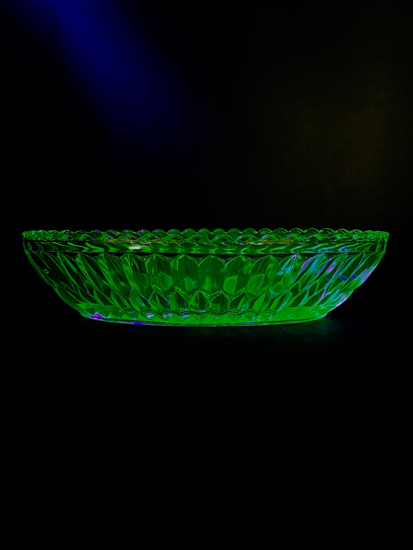 Uranium Glass Dish 21cm