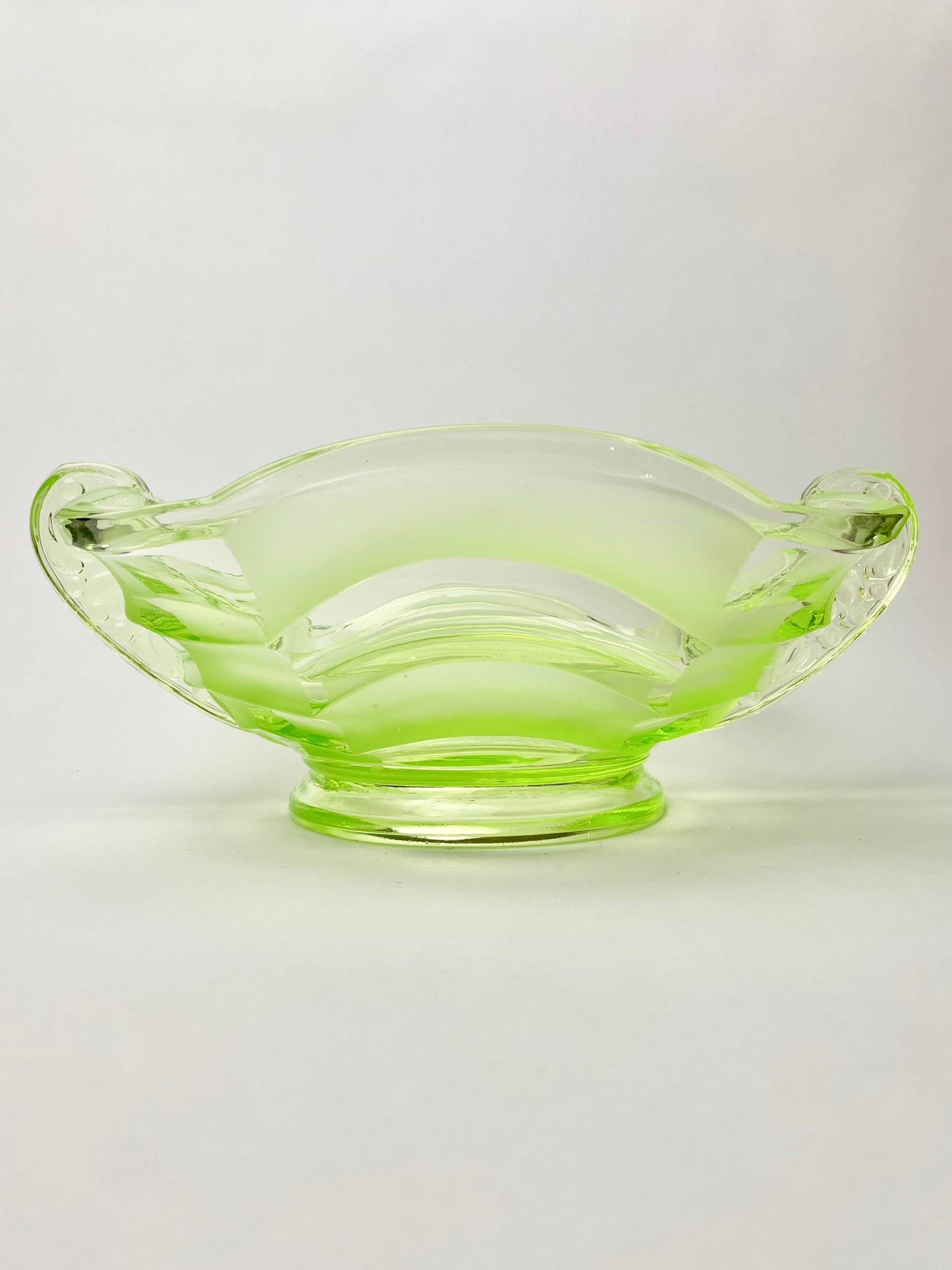 Sowerby Green Uranium Handled Salad Bowl 2572