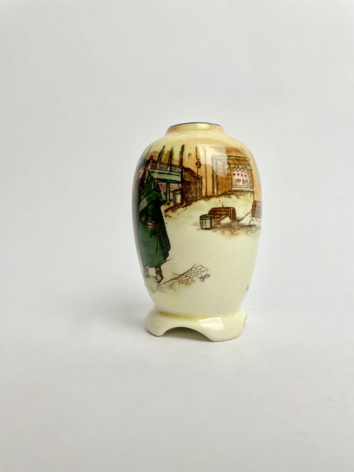Rare Royal Doulton Dickens Ware Vase (small)