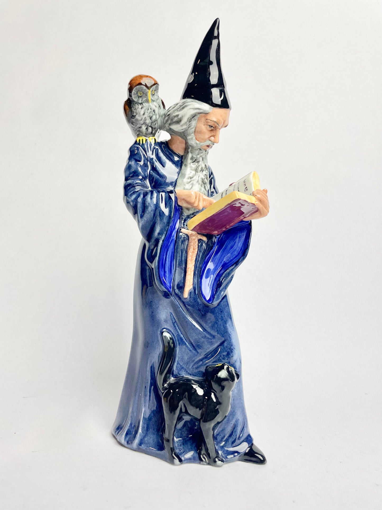 Royal Doulton figure The Wizard HN2877