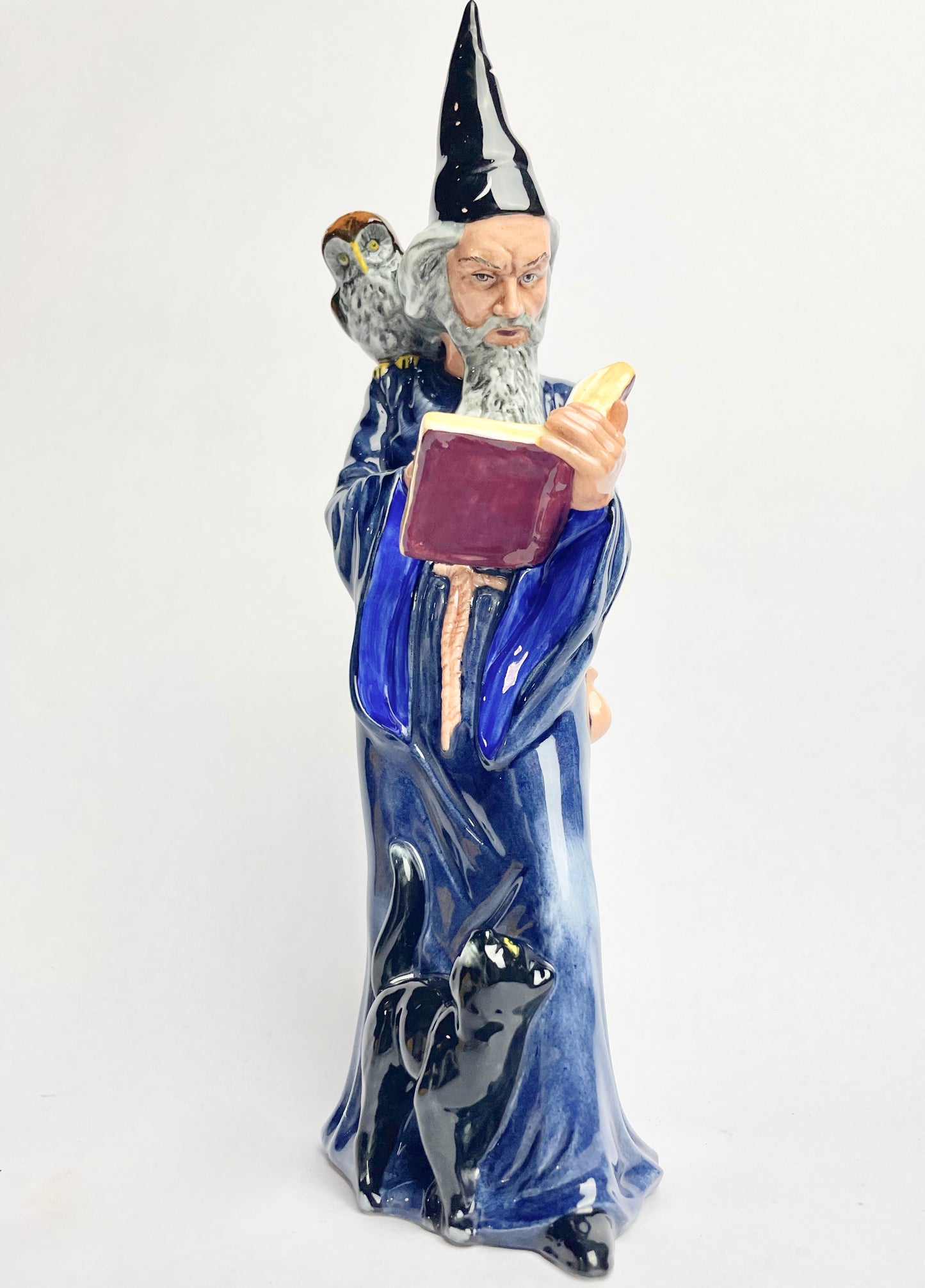 Royal Doulton figure The Wizard HN2877