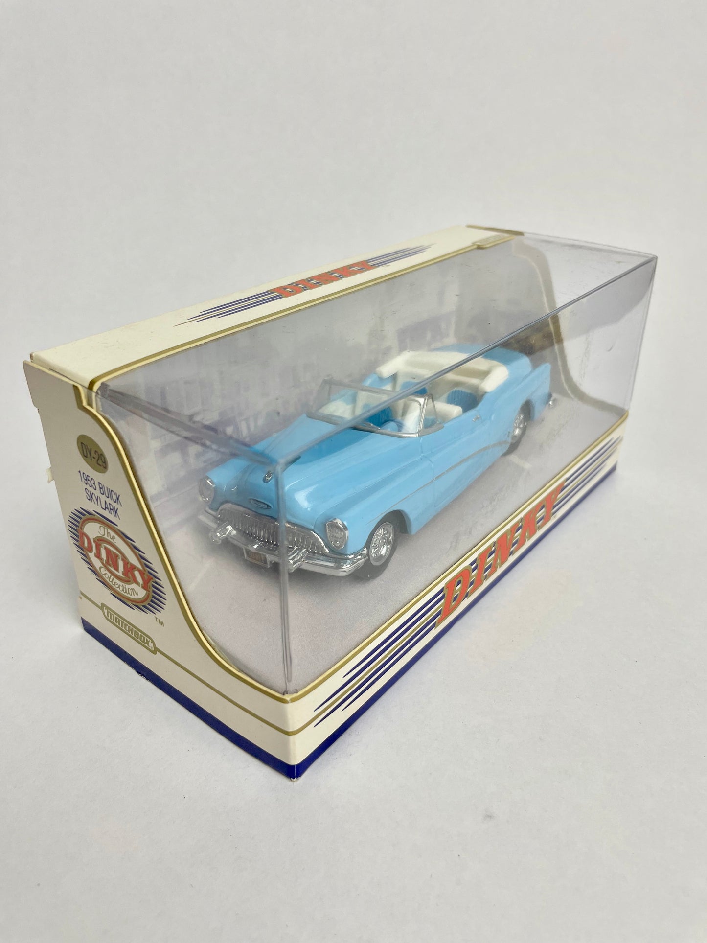 Vintage Dinky Toys 1/43 Scale 1953 Buick Skylark DY-29 boxed