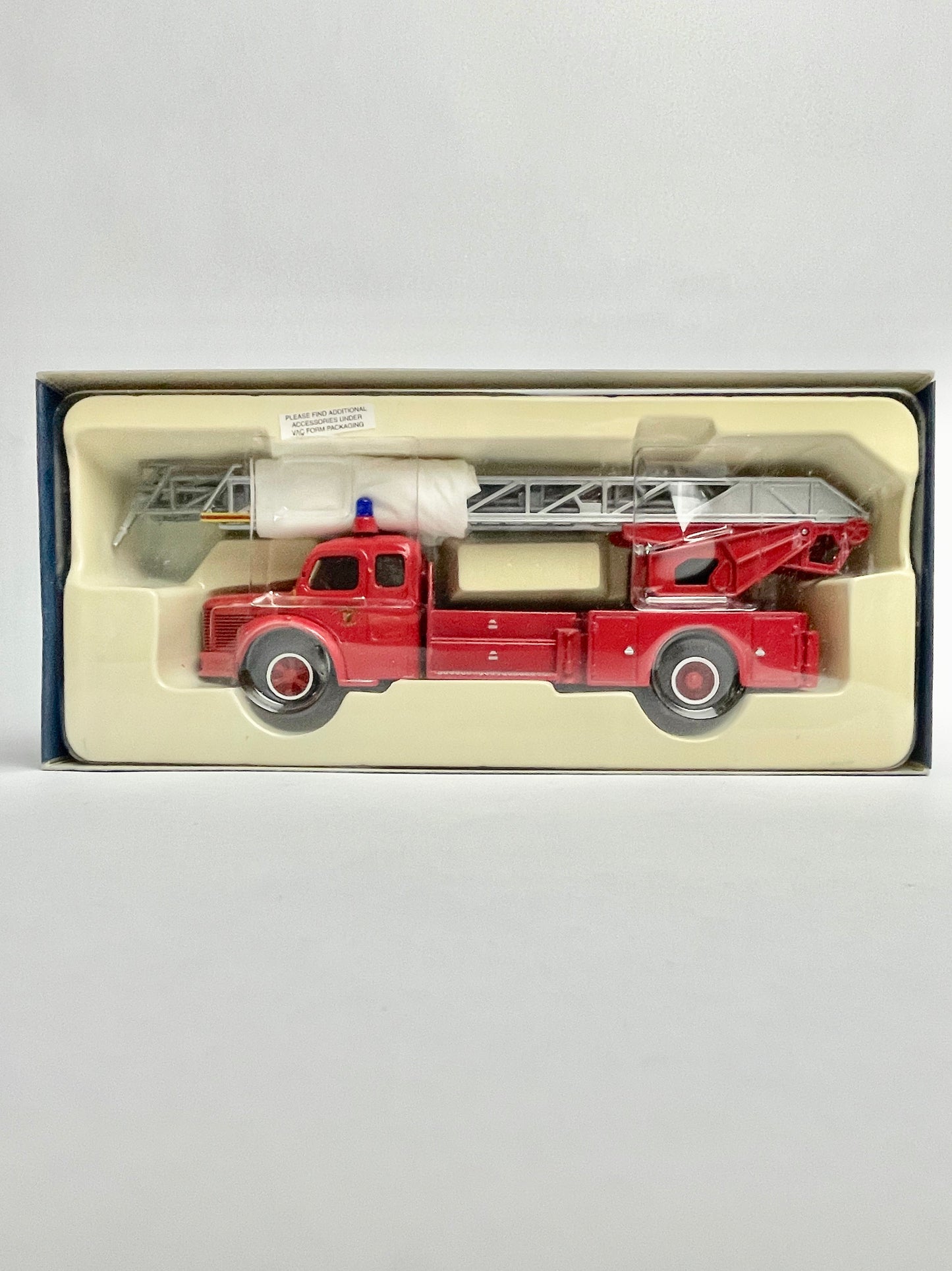 Corgi 73301 Berliet GLR 8 Fire Engine for Colmar Diecast Model 1:50 73301