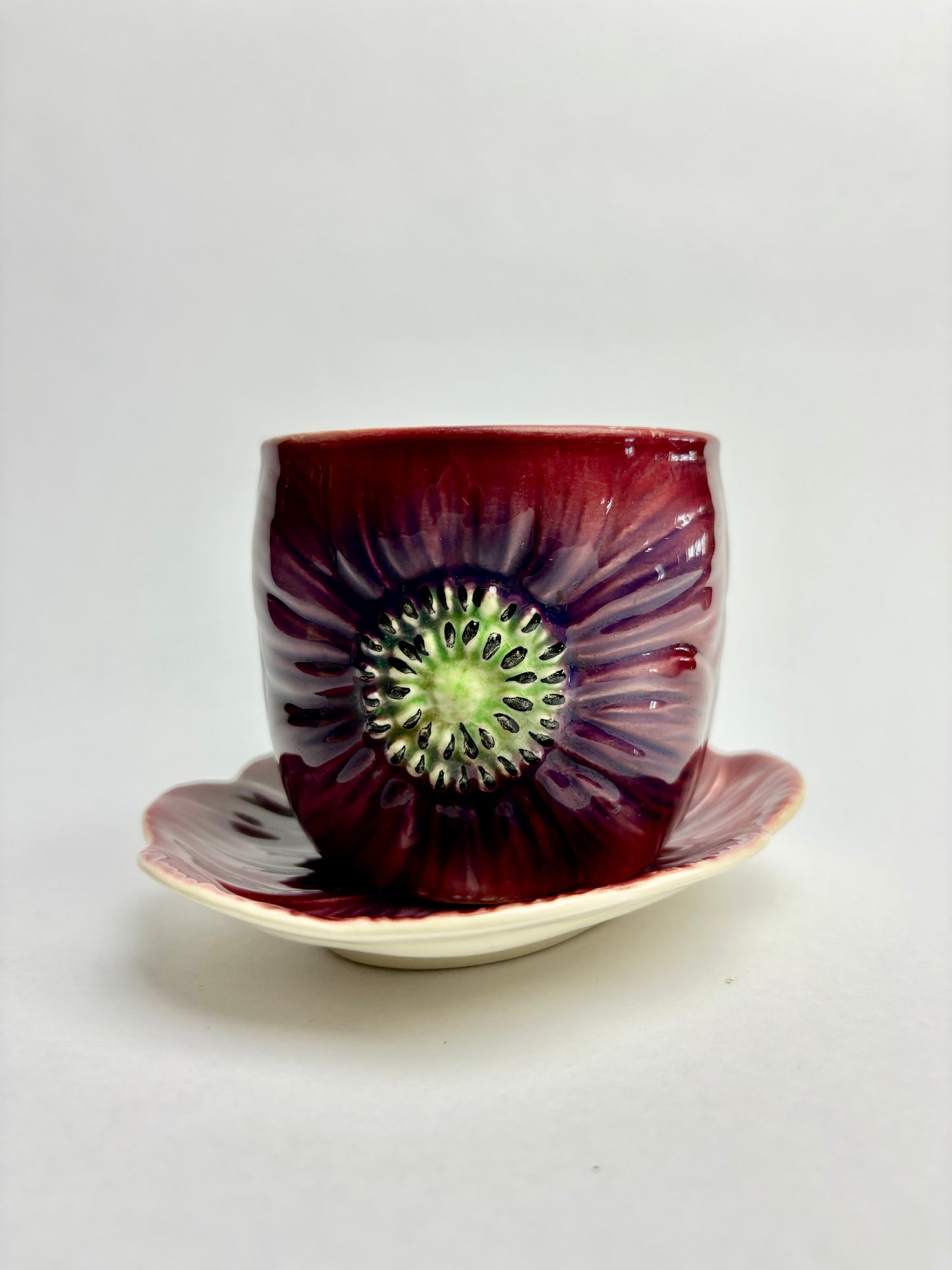 Anemone Majolica Pot & Saucer by Shorter & Son