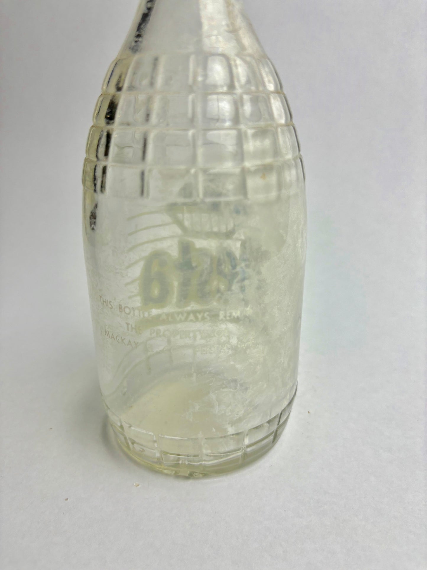 Mackay's Fiesta stubby bottle