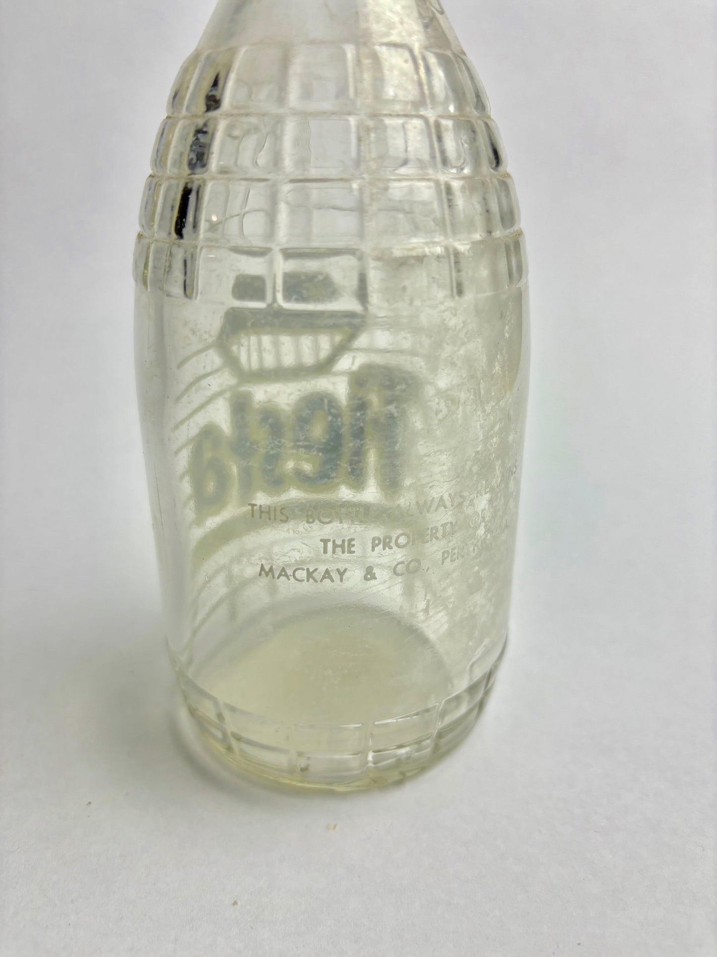 Mackay's Fiesta stubby bottle
