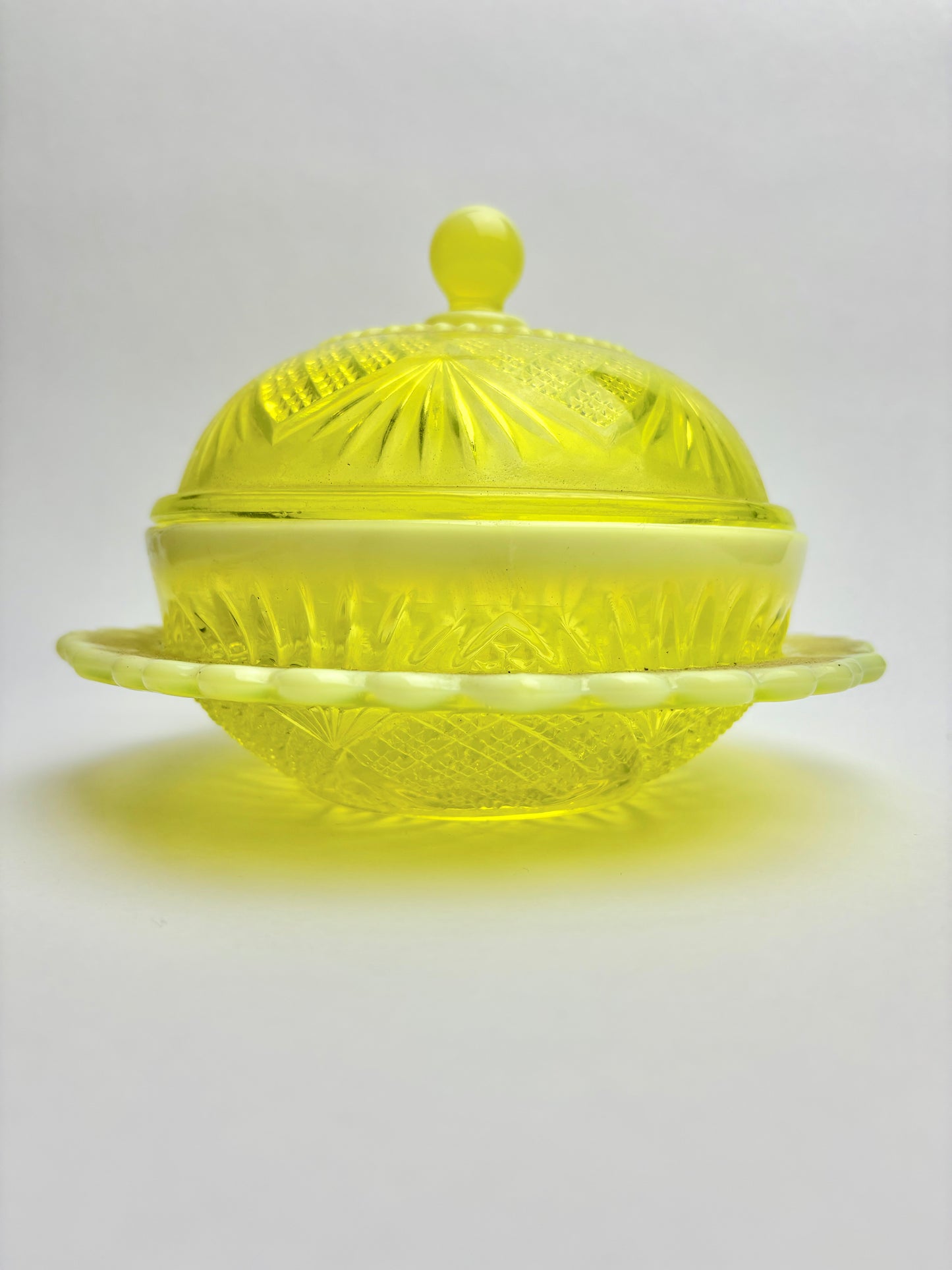 Antique George Davidson & Co Vaseline Glass Dome Dish