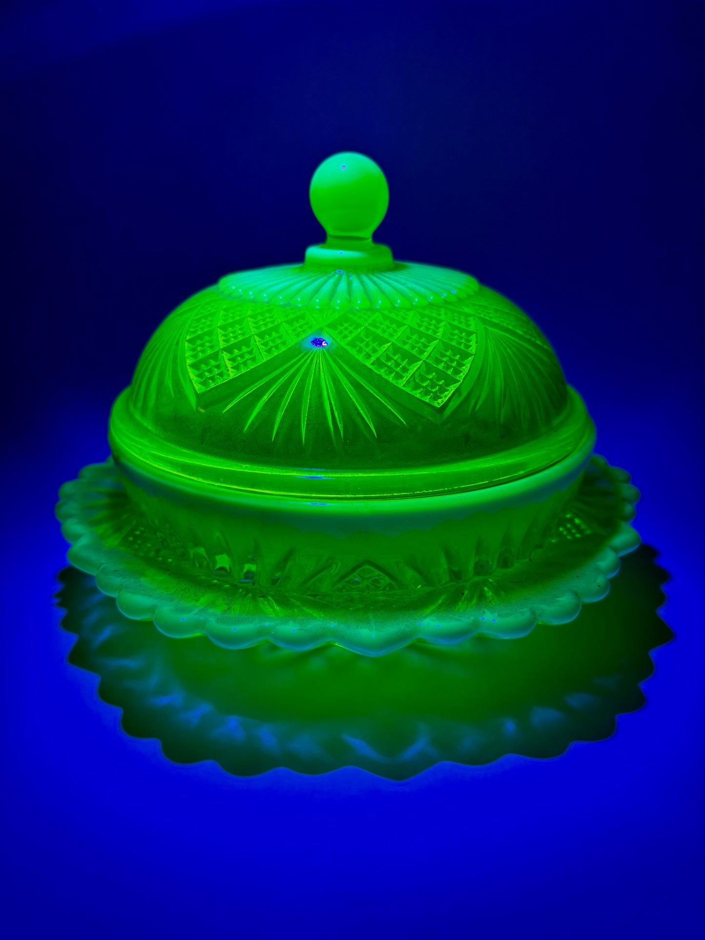 Antique George Davidson & Co Vaseline Glass Dome Dish