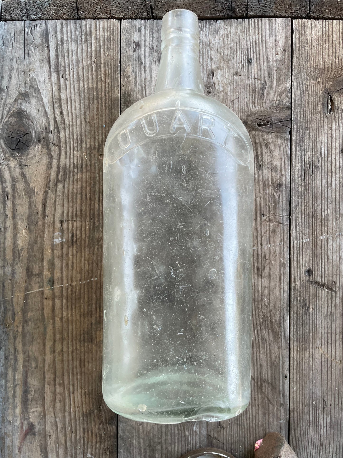 Jones Royal Hotel Quart Bottle