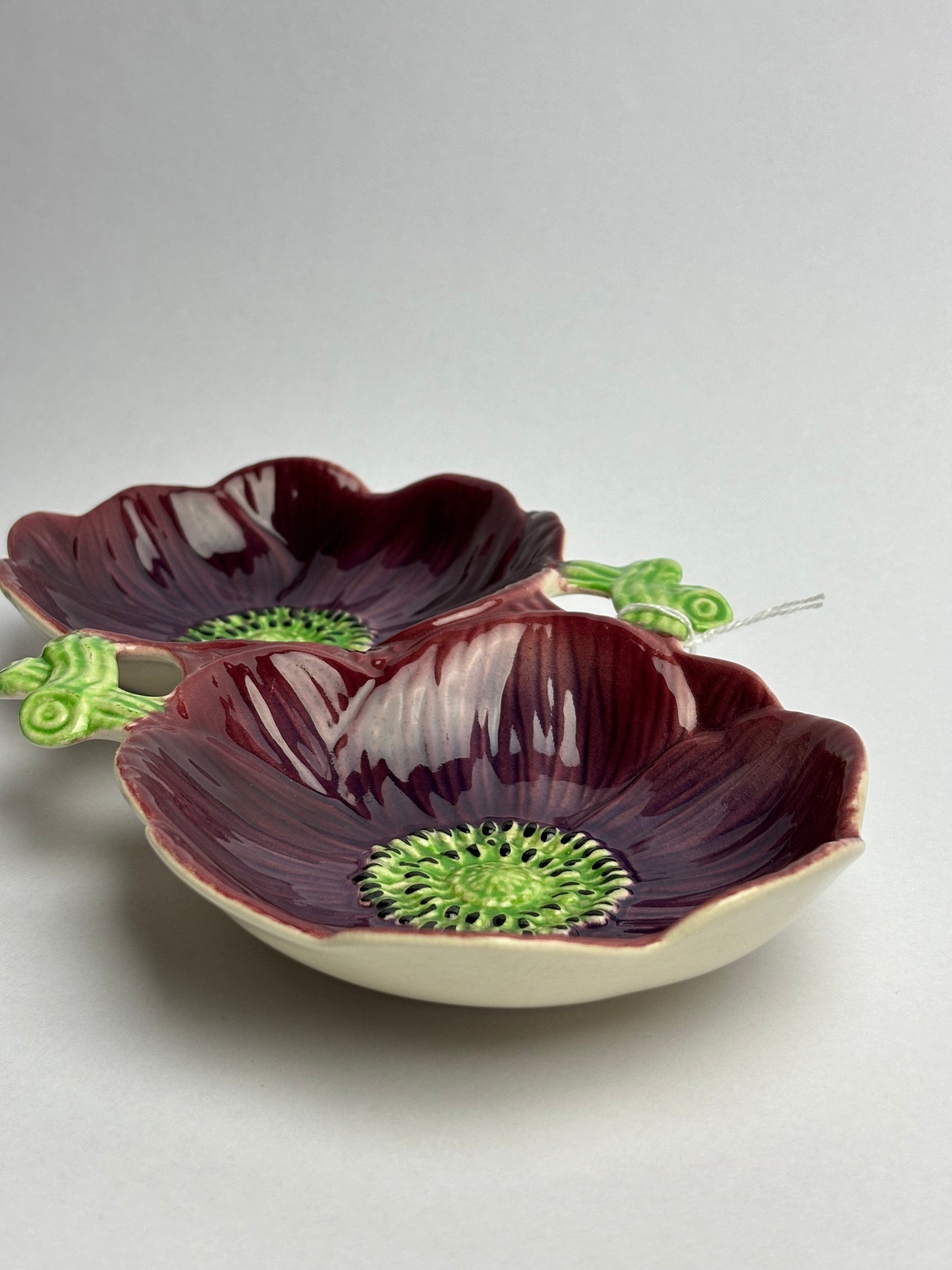 Anemone Majolica Twin Dish by Shorter & Son