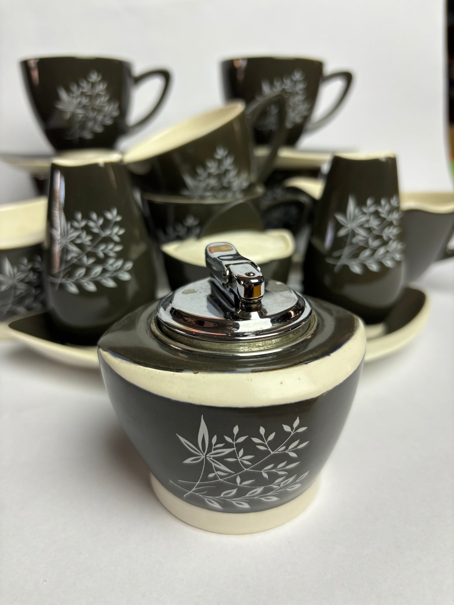 Australian Design Carlton Ware Hand-painted 'Boomerang' Tea Set