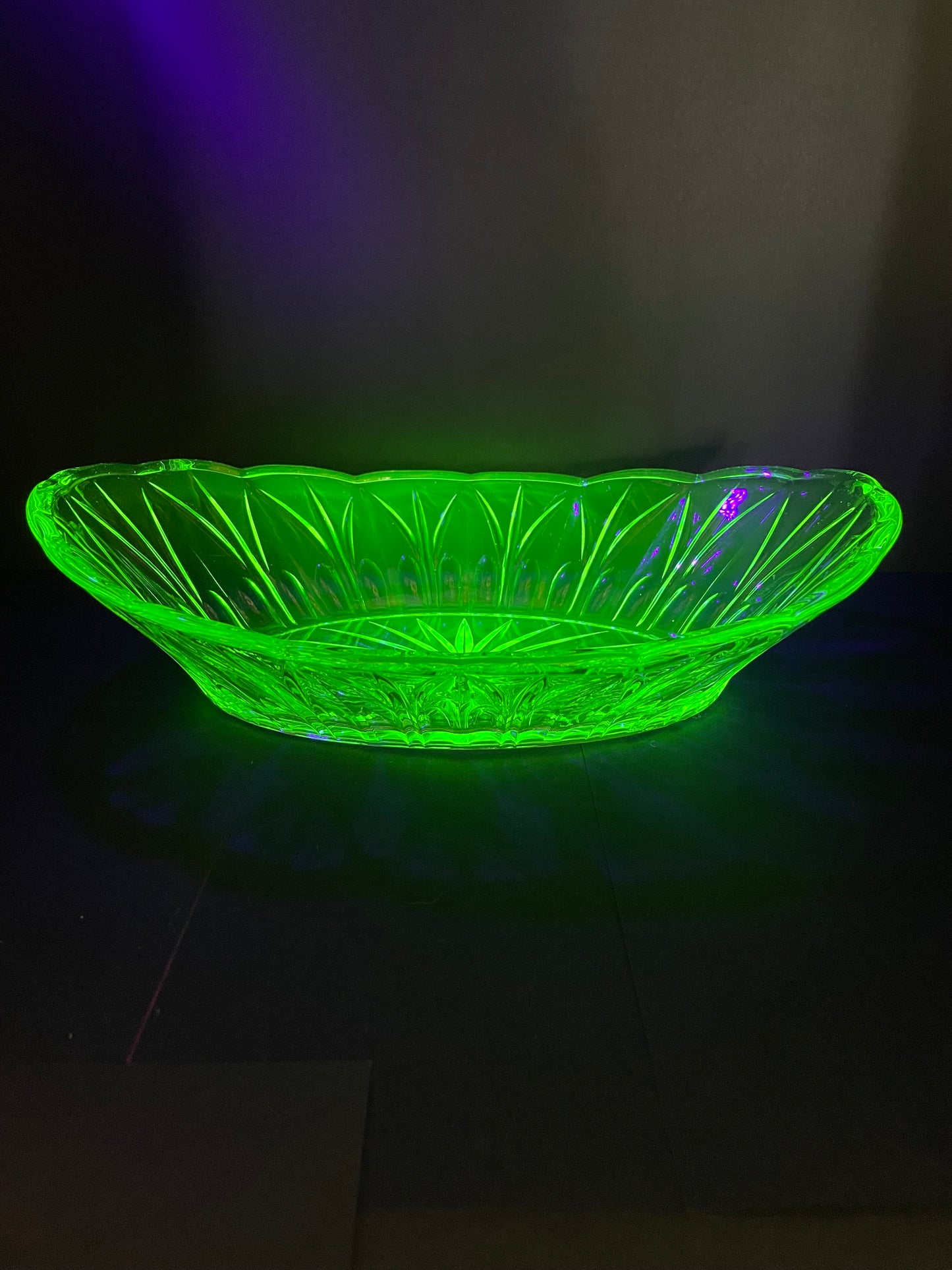 Uranium Glass Dish 27cm