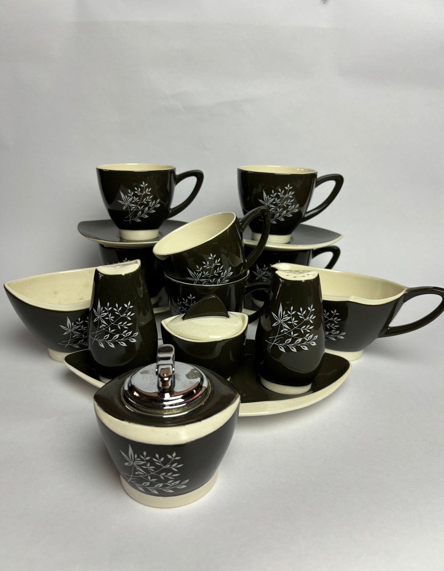 Australian Design Carlton Ware Hand-painted 'Boomerang' Tea Set